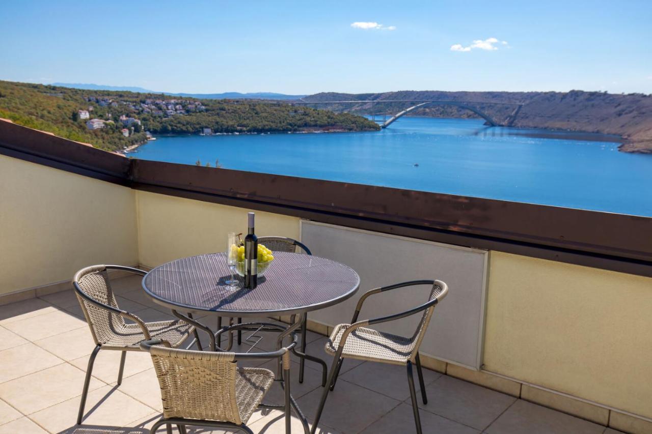 Luxury Villa Ostro With Pool & Krk Bridge View Kraljevica Kültér fotó