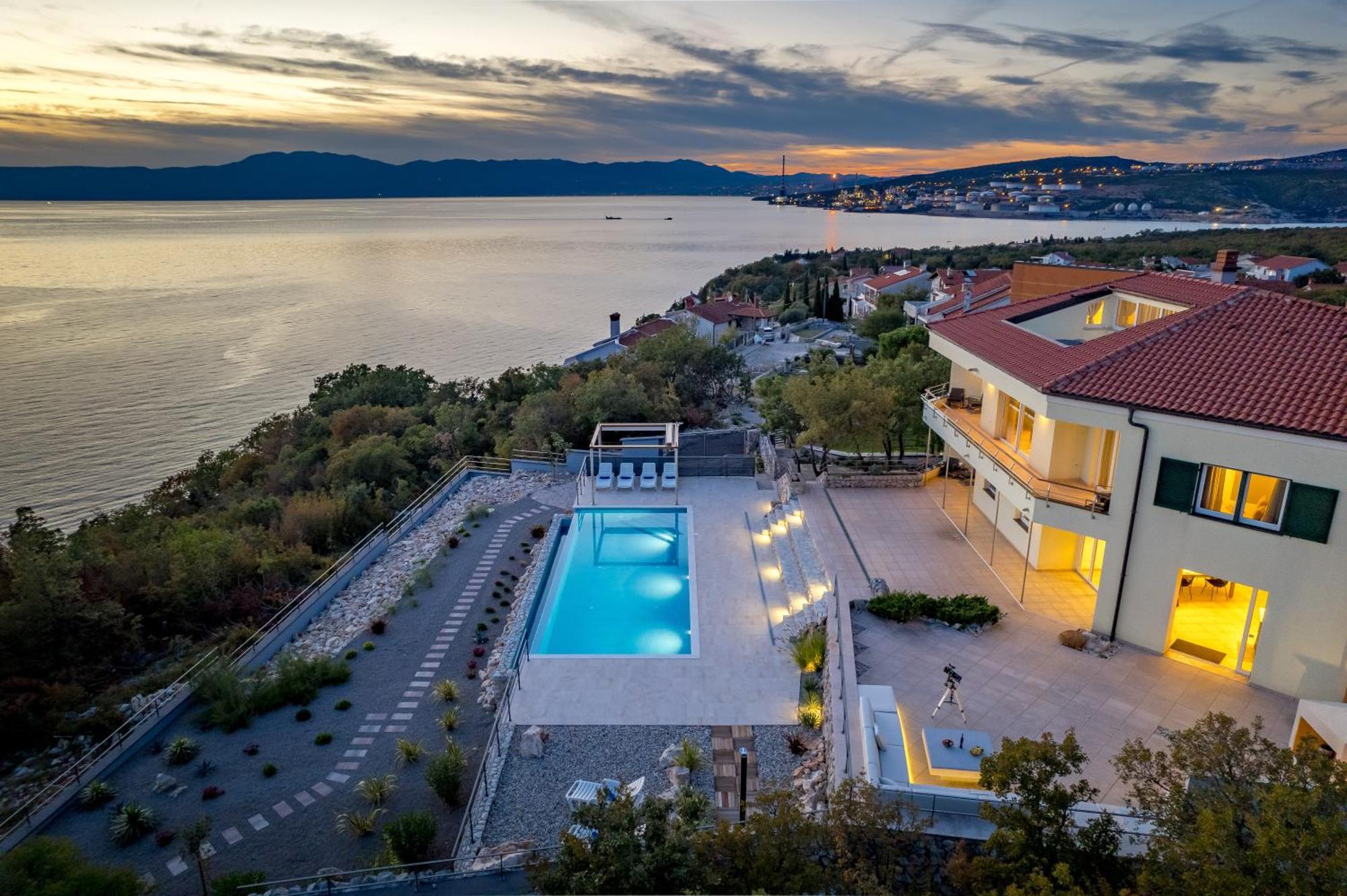 Luxury Villa Ostro With Pool & Krk Bridge View Kraljevica Kültér fotó