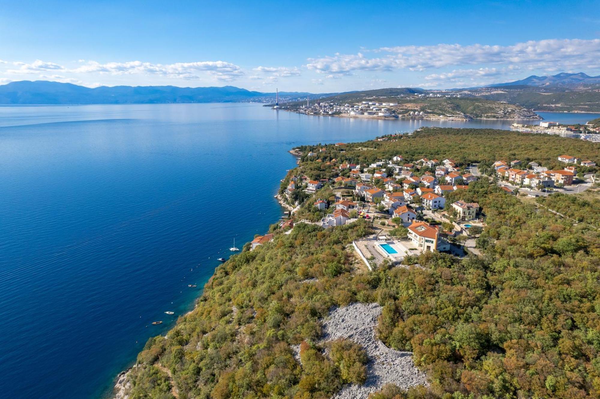 Luxury Villa Ostro With Pool & Krk Bridge View Kraljevica Kültér fotó