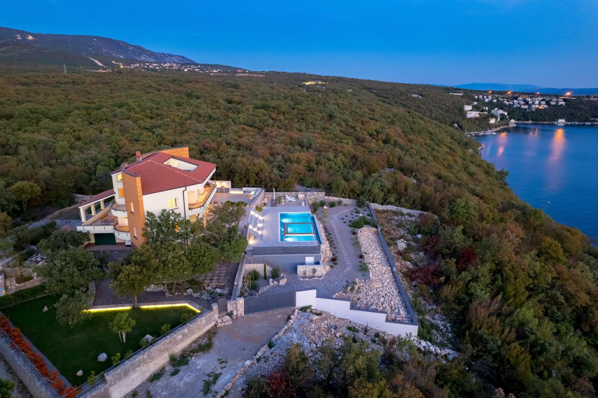 Luxury Villa Ostro With Pool & Krk Bridge View Kraljevica Kültér fotó